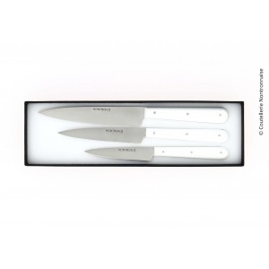 Kitchen knives in wihte acrylic